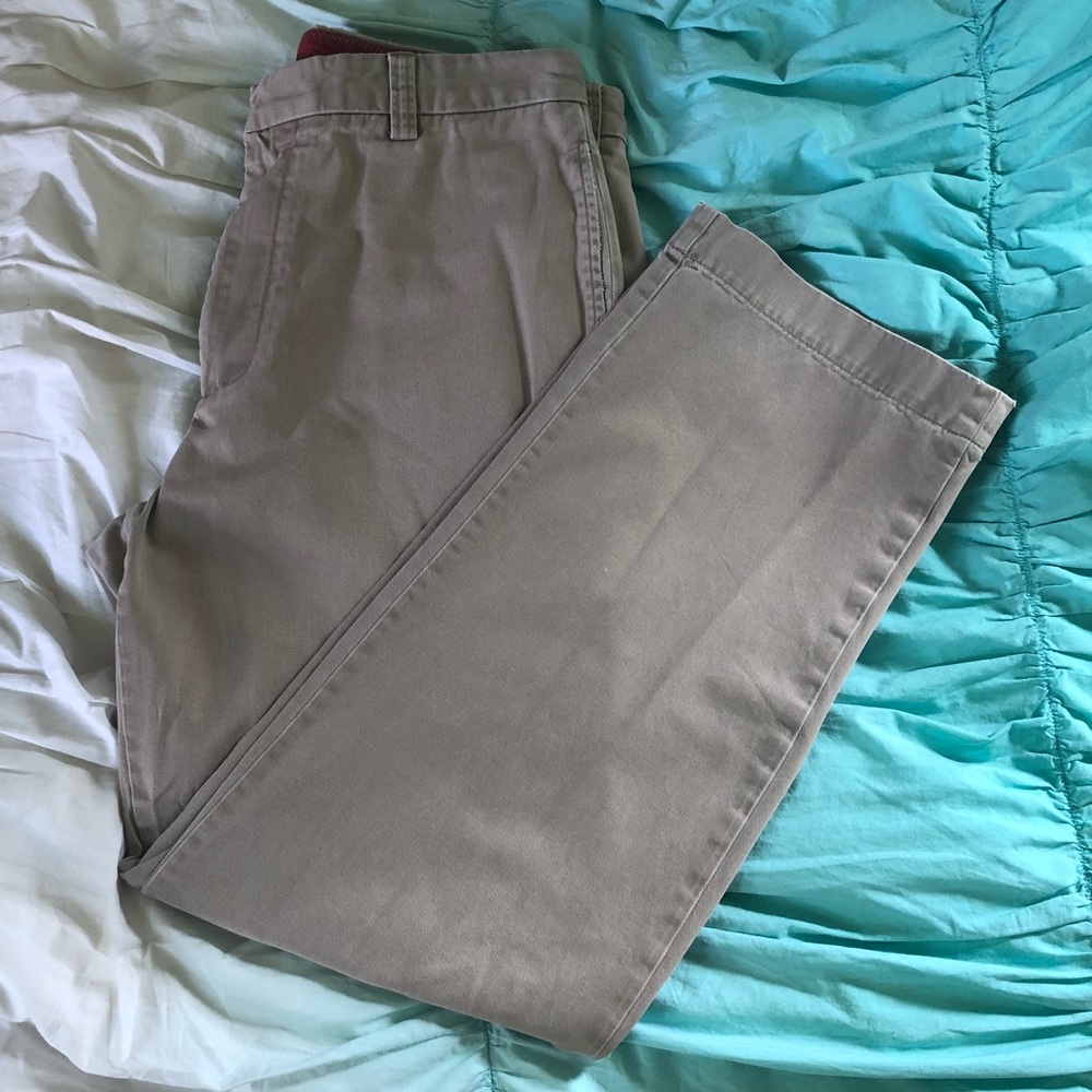 Dockers Flat Front Relaxed Fit Khakis 34x32